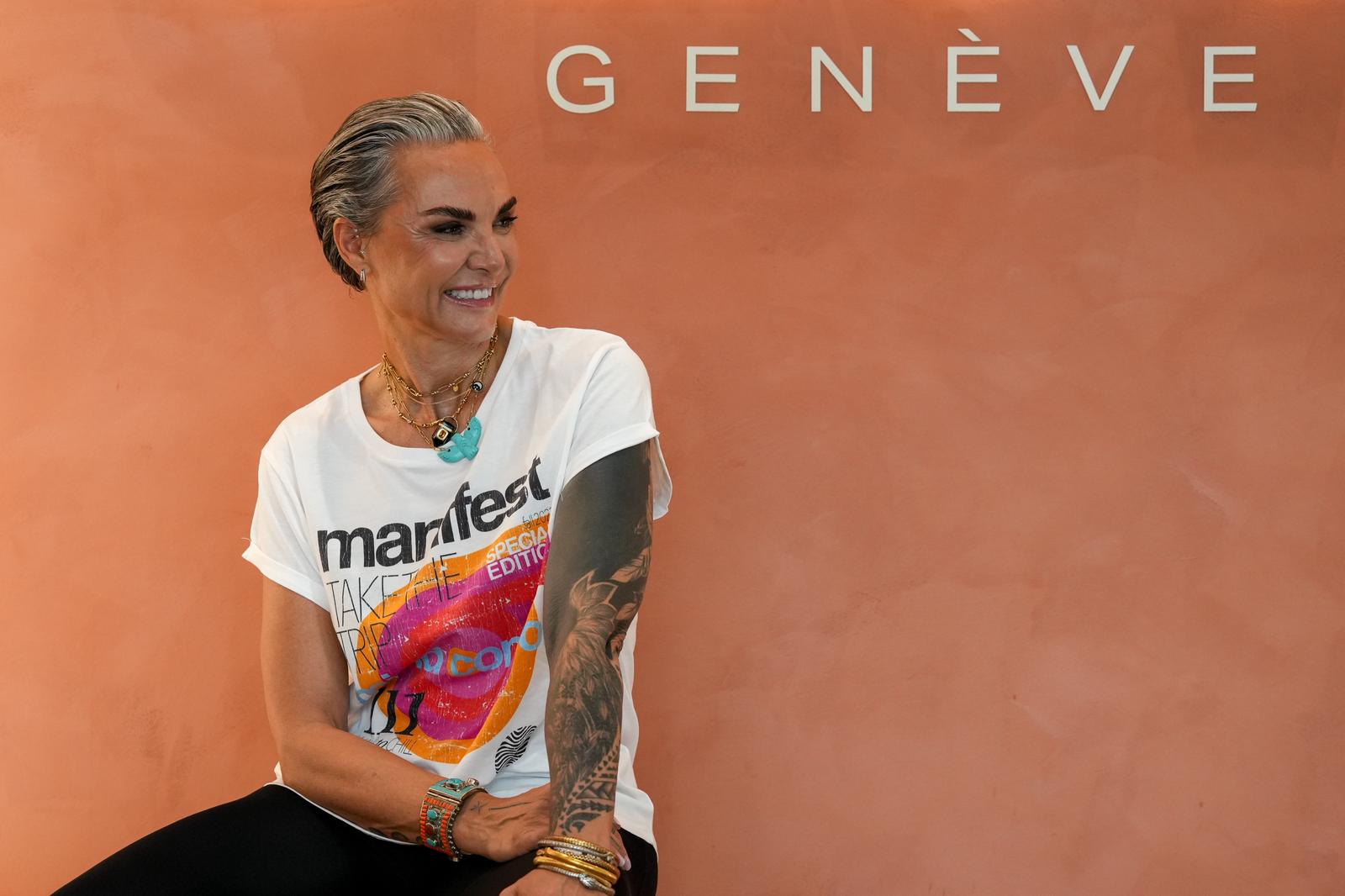 Portrait sur fond Genève