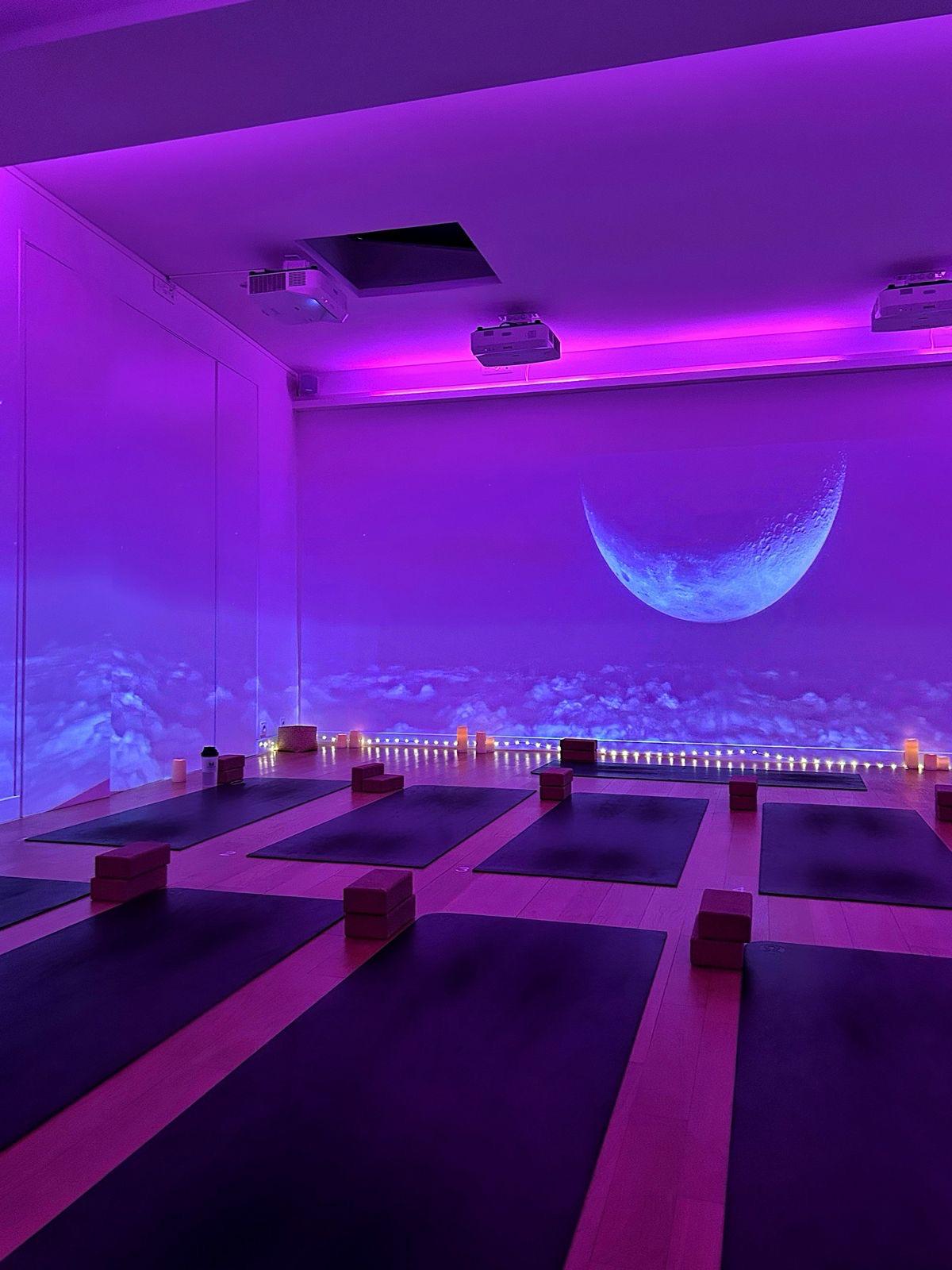 Voyage sonore avec bols et lumière douce